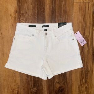 NWT Wild Fable White Mid Rise MIDI Denim Shorts size 2